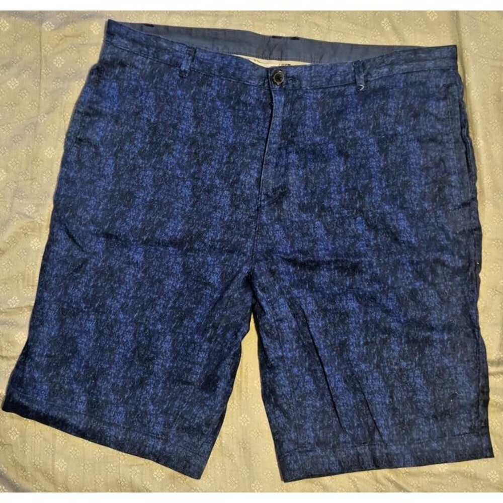 Calvin Klein Shorts Mens 34 Blue Patterned Dressy Flat Front Casual Modern